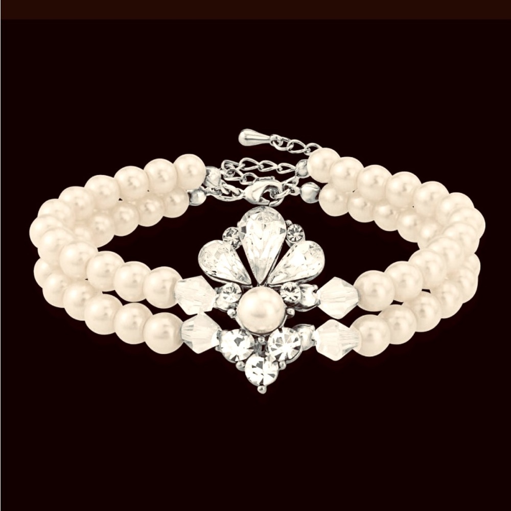 NWT Vintage Style Bracelet